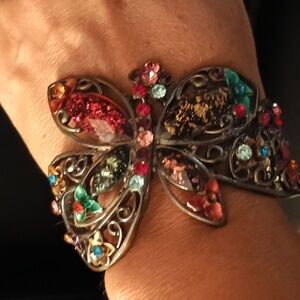 Bracelet, Colorful Vintage Metal Butterfly 🦋